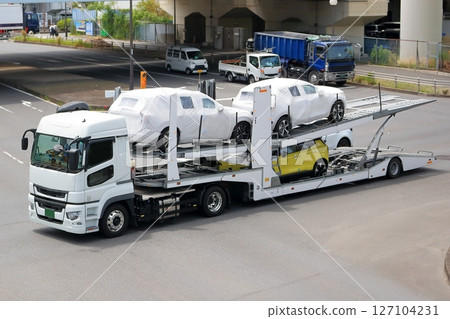 Carrier car image 127104231