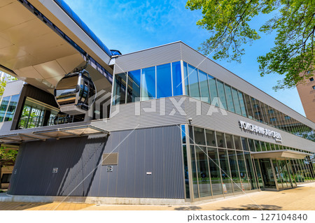 Yokohama Air Cabin, an urban ropeway in Yokohama, Kanagawa Prefecture Yokohama Air Cabin, an urban ropeway in Yokohama, Kanagawa Prefecture 127104840