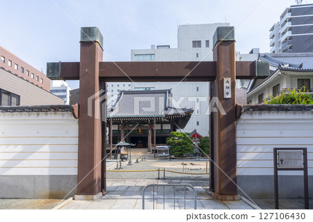 Taiyuji Temple south gate Taiyuji Temple south gate 127106430