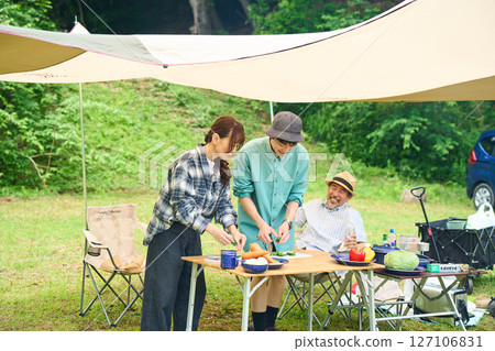 露營 戶外烤肉BBQ 家庭 親子 127106831