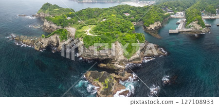 Aerial photography of the complex natural formations of Ubara Utopia, shot by drone in Katsuura City, Chiba Prefecture 127108933