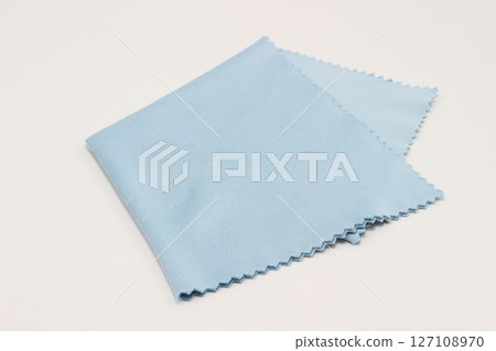 簡單的藍色鏡頭布 簡單的藍色鏡頭布 127108970