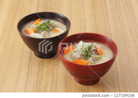 沙丁魚丸子湯 沙丁魚丸子湯 127109106