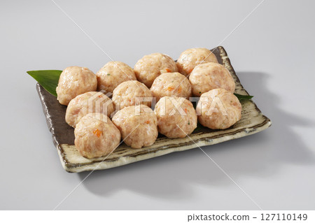 雞肉丸子 127110149