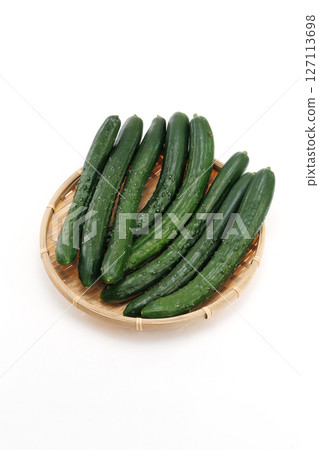 新鮮的黃瓜 新鮮的黃瓜 127113698