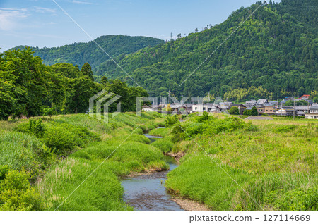 Yogo River, a river flowing through the countryside of Kinomoto Town, Nagahama City, Shiga Prefecture Yogo River, a river flowing through the countryside of Kinomoto Town, Nagahama City, Shiga Prefecture 127114669