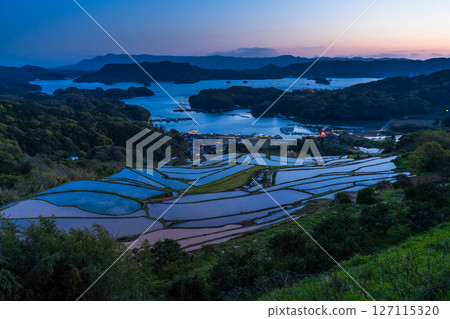 <Saga Prefecture> Rice terraces in Oura and rural scenery overlooking Imari Bay 127115320