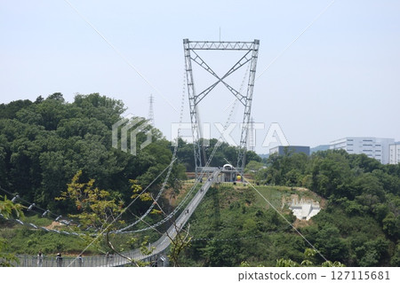 View of Dam Park Ibakita in Ibaraki City, Osaka Prefecture, home to Japan's longest suspension bridge 127115681