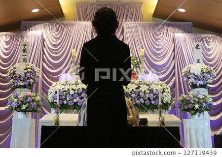 燒香的喪親 127119439