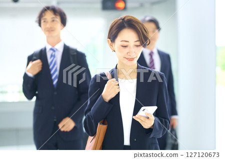 business woman commuting business woman commuting 127120673
