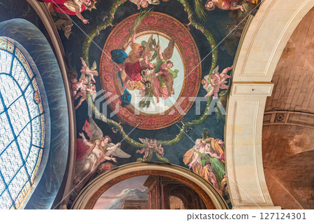 Saint-sulpice church, lateral chapel, Paris, France 127124301