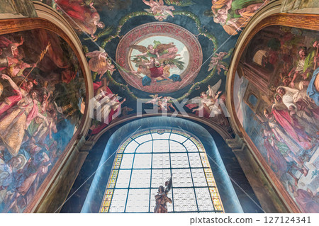 Saint-sulpice church, lateral chapel, Paris, France Saint-sulpice church, lateral chapel, Paris, France 127124341