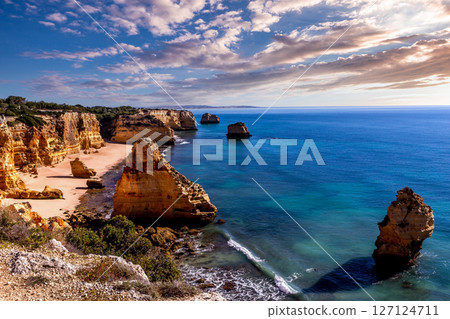 Marinha beach, Algarve, Portugal Marinha beach, Algarve, Portugal 127124711