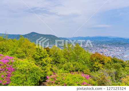 (長崎縣)從弓張岳瞭望台眺望佐世保市 (長崎縣)從弓張岳瞭望台眺望佐世保市 127125324