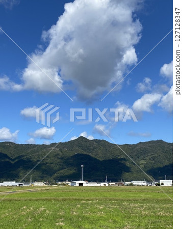 Clouds in Shimane Prefecture: Izumo with the Eight Clouds Standing 127128347