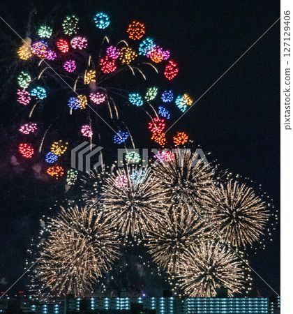 Meito水上飛機藝術煙花 127129406