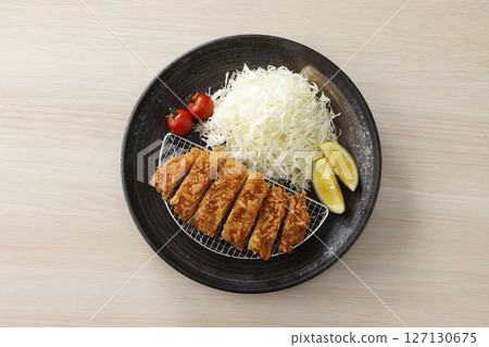 Pork loin cutlet 127130675