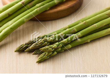 Asparagus Asparagus 127132679