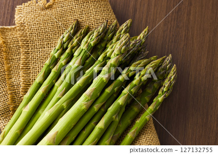 Asparagus Asparagus 127132755