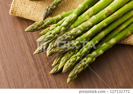 Asparagus  127132772