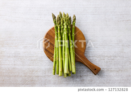Asparagus  127132828