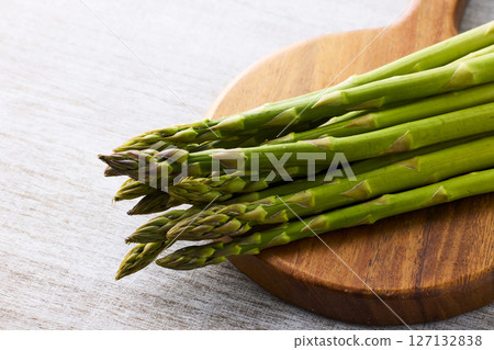 Asparagus Asparagus 127132838