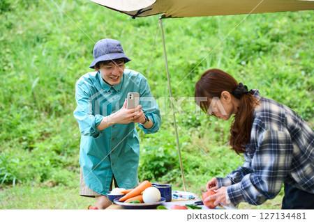 露營 戶外烤肉BBQ 家庭 親子 127134481