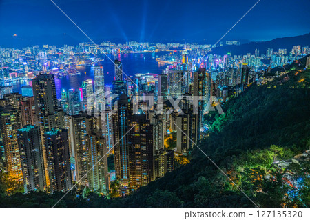 太平山頂的香港夜景 太平山頂的香港夜景 127135320