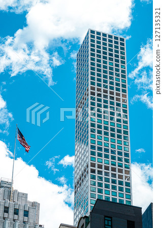 New York building group 127135321