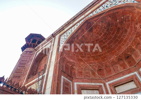 Taj Mahal Great Tower Gate (Agra, India) 127135330