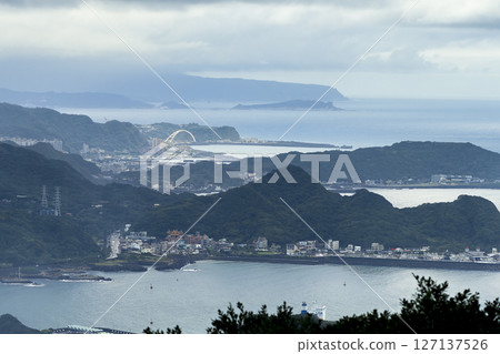 台灣新北市和基隆市崎嶇的海岸線 台灣新北市和基隆市崎嶇的海岸線 127137526