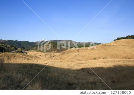 Scenery of Tonomine Plateau, Kamikawa Town, Hyogo Prefecture Scenery of Tonomine Plateau, Kamikawa Town, Hyogo Prefecture 127138060