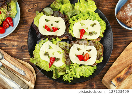Fun Halloween sandwiches. 127138409