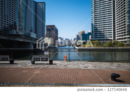 Cityscape of canals and skyscrapers Cityscape of canals and skyscrapers 127140648