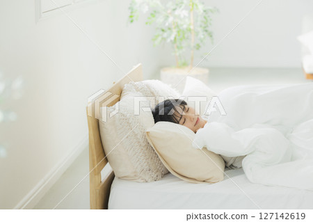 床女士 床女士 127142619