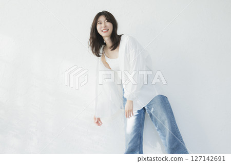 一件白襯衫的女人 127142691