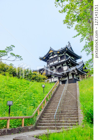 Early summer at Takada Castle Park, Triple Tower, Joetsu City, Niigata Prefecture Early summer at Takada Castle Park, Triple Tower, Joetsu City, Niigata Prefecture 127143151