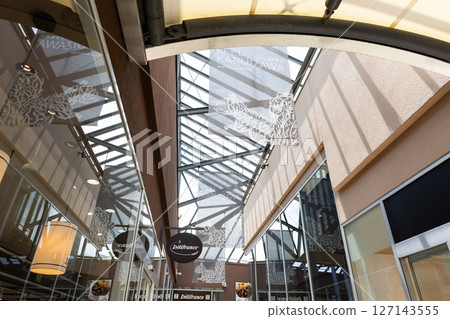 漫步於長野縣北佐久郡輕井澤的輕井澤奧特萊斯 127143555