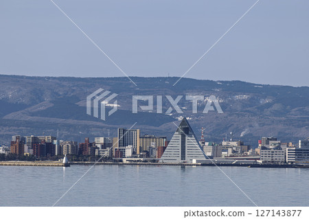 Aomori city seen from the sea 19 127143877