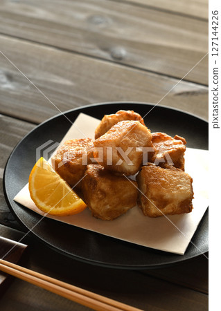 Deep-fried taro 127144226