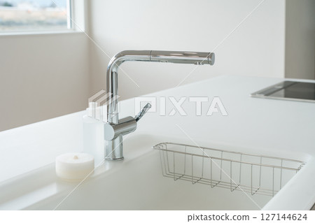 System kitchen faucet, water tap 127144624