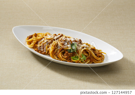   Bolognese 127144957