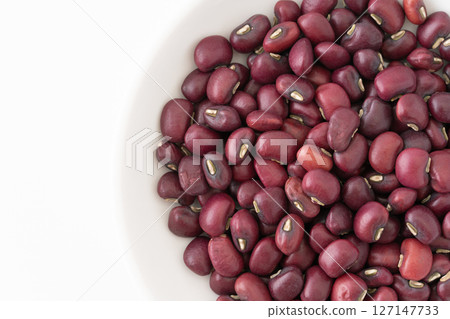 盤中的祭品 盤中的祭品 127147733