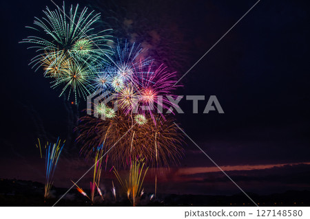 Beautiful fireworks ⑪ 127148580