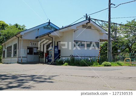 Shibutani Station Building, Station Building Exterior 127150535