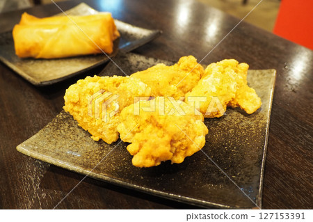 Freshly fried chicken from a Chinese restaurant Freshly fried chicken from a Chinese restaurant 127153391