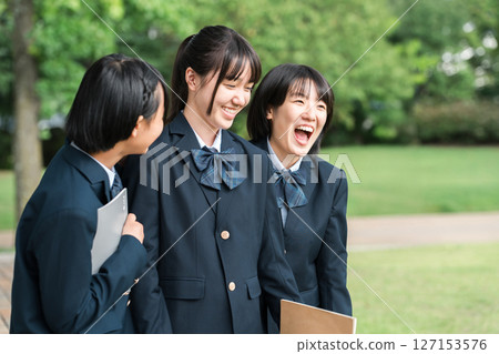 High school girls, junior high school students, high school students, elementary school girls at school 127153576