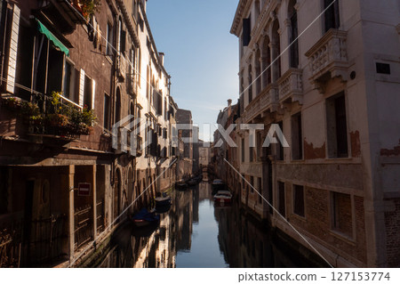 Quiet Venetian Canal at Dawn Quiet Venetian Canal at Dawn 127153774