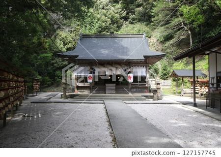 Sugawara Tenmangu Shrine 1 Sugawara Tenmangu Shrine 1 127157745
