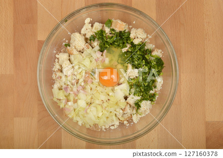 Ingredients for bread dumplings 127160378